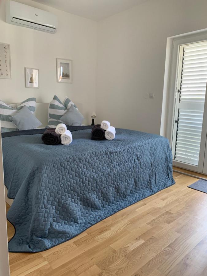 Deluxe Suites Anna Vodice Exterior photo